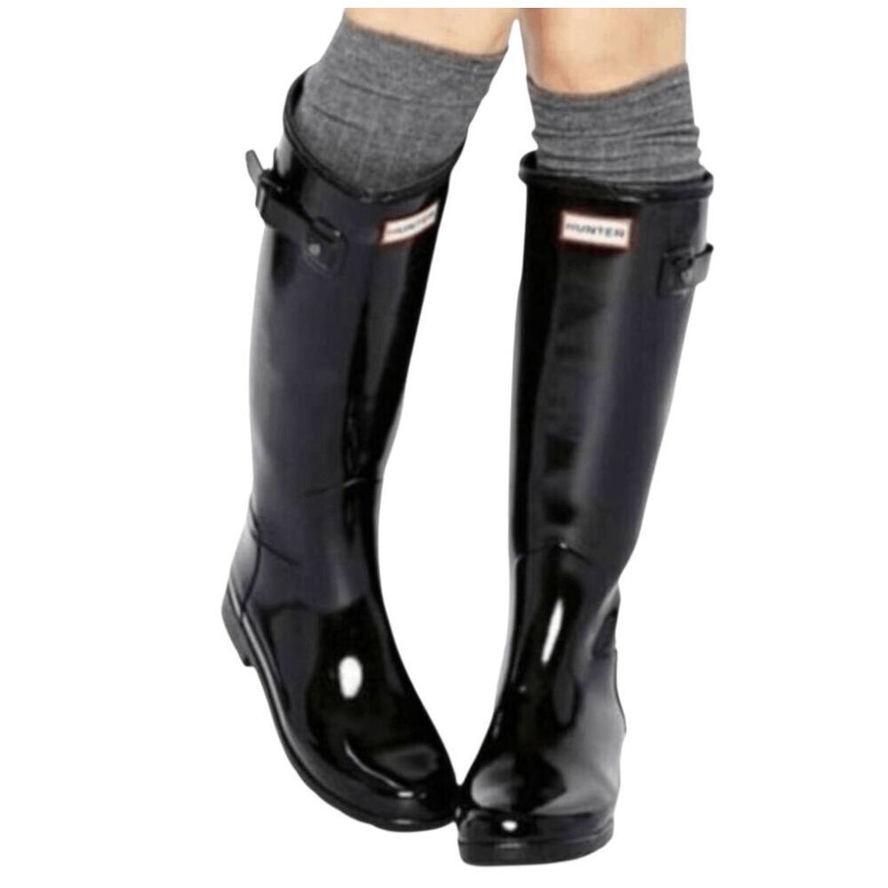 HUNTER Original Tall Gloss Rain Boot In Black Size 7